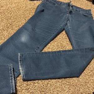 Kut from the Kloth stretch skinny straight jeans (10) - EUC!